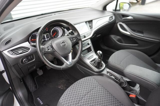 Opel ASTRA Sports Tourer 1.0 Turbo Online Edition / Parkeersensoren / Navigatie / Climate Control