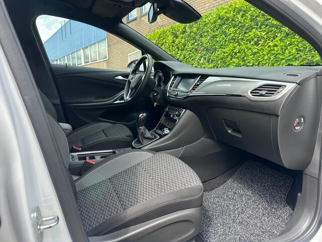 Opel ASTRA 1.2 Edition Climate C, Cruise C, Navigatie, Camera!!!!