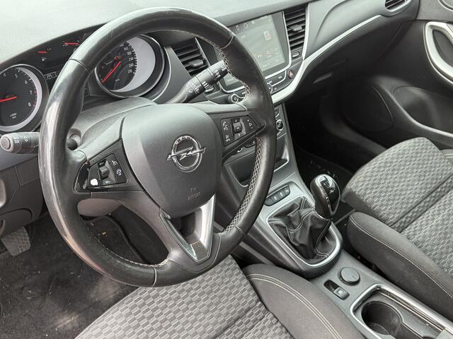 Opel ASTRA Sports Tourer 1.4 Business+ | Nieuw Binnen | Climate Control | Navigatie | Trekhaak | PDC |