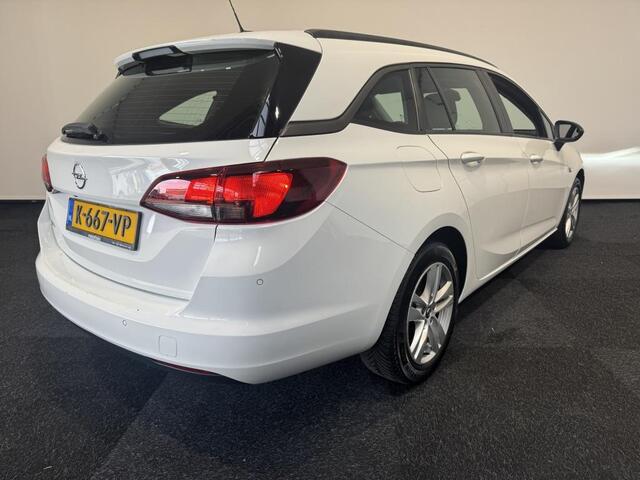 Opel ASTRA Sports Tourer 1.2 Edition Export only
