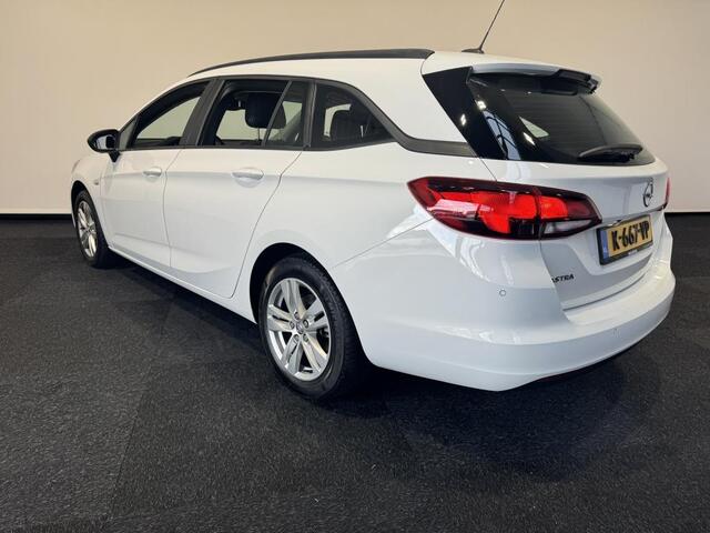 Opel ASTRA Sports Tourer 1.2 Edition Export only