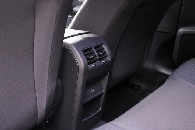 Opel ASTRA Electric 54 kWh Business Edition | Camera + 360 | AGR Stoelen | Climate | Adapt. Cruise | Keyless Start | Draadloze Carplay | Navi |