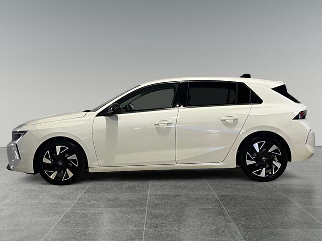 Opel ASTRA Elegance 1.2 Turbo 130pk | 180° CAMERA | KEYLESS | AGR-STOEL | NAVI PRO | APPLE CARPLAY / ANROID AUTO | DOEDEHOEKBEW. | ISOFIX |