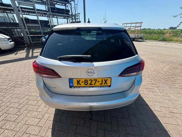 Opel ASTRA 1.2 ULTIMATE