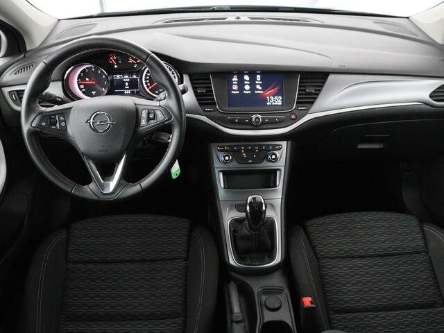 Opel ASTRA 1.0 Turbo 120 Jaar Edition Carplay | DAB radio | Bluetooth | Parkeerhulp | Navigatie | Cruise control | Climate control
