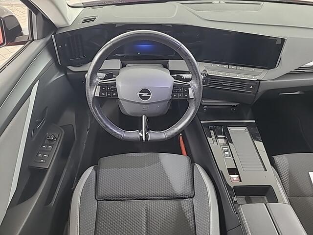 Opel ASTRA Sports Tourer 1.6 Hybrid Business Edition 1e-Eig. & Dealer-Onderh. BOVAG-Garantie. NL-Auto.