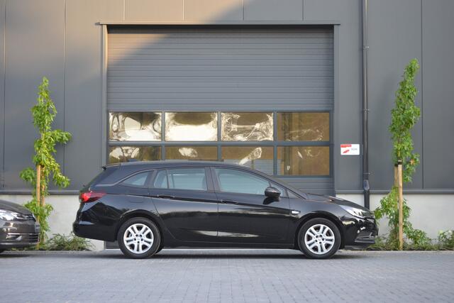 Opel ASTRA Sports Tourer 1.0 Online Edition NAP | Parkeer sensoren | Cruise Control