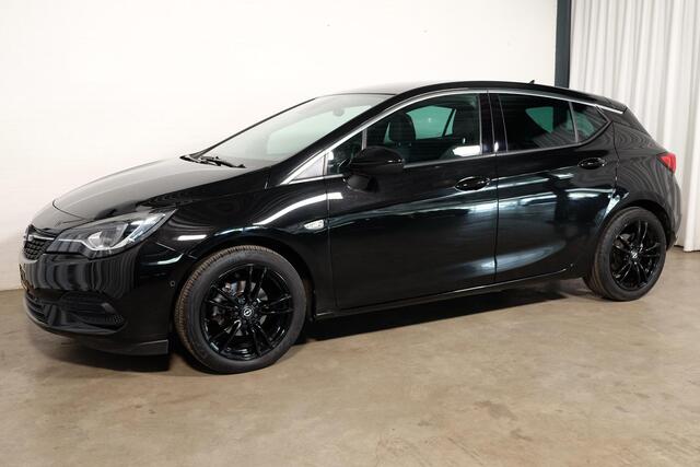Opel ASTRA 1.2 Elegance