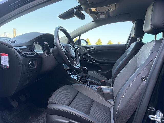 Opel ASTRA 1.2 Launch Elegance 2e Eigenaar,Camera,Stoelverw-Stuurverw,110pk,Navi,Carplay,Halfleder,Elekt.Stoel,6 Bak,Clima,Cruise,Lm velgen,Pdc V+A,N.A.P,Net beurt gehad,Apk tot 09-2028