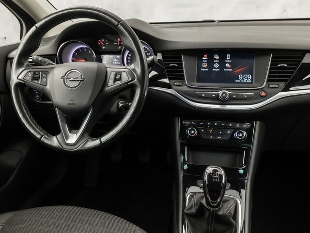 Opel ASTRA 1.2 Blitz Edition (APPLE CARPLAY, NAVIGATIE, STUUR/STOELVERWARMING, CLIMATE, CAMERA, SPORTSTOELEN, GETINT GLAS, ADAPTIVE CRUISE, NIEUWSTAAT)
