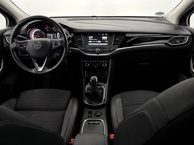 Opel ASTRA Sports Tourer 1.2 Design & Tech Camera, Navi, Rijstrook correctie, A start stop, Lichtmetalen velgen, Cruise control, Half leder