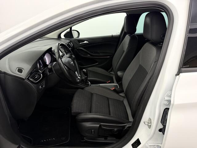 Opel ASTRA Sports Tourer 1.2 Design & Tech Camera, Navi, Rijstrook correctie, A start stop, Lichtmetalen velgen, Cruise control, Half leder