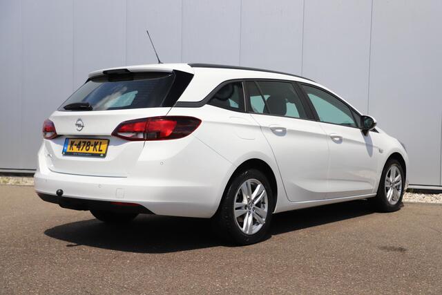 Opel ASTRA Sports Tourer 1.2 Edition 110PK Trekhaak Navigatie Carplay Android LMV Airco Cruise Control