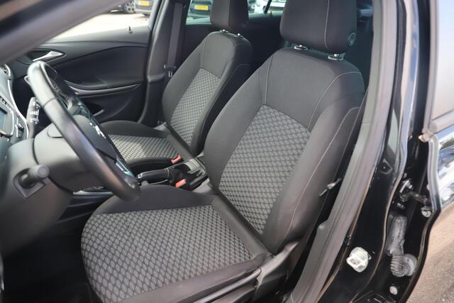 Opel ASTRA Sports Tourer 1.2 Business Edition 131PK Trekhaak LMV Navigatie Carplay Airco Cruise Parkeersensor