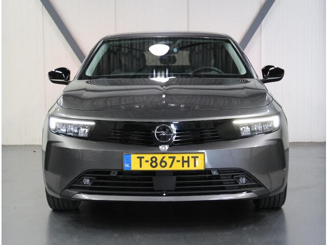 Opel ASTRA ST 130PK Edition | 1ste eigenaar | Trekhaak | Camera | Stoel/stuurverwarming | AppleCarPlay/AndroidAuto | Armsteun | Climate Control | Cruise Control | LED | Isofix | Privacy Glass | Parkeersensoren |