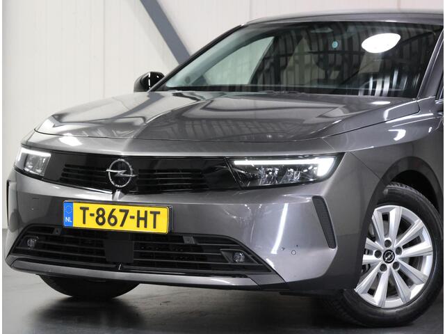 Opel ASTRA ST 130PK Edition | 1ste eigenaar | Trekhaak | Camera | Stoel/stuurverwarming | AppleCarPlay/AndroidAuto | Armsteun | Climate Control | Cruise Control | LED | Isofix | Privacy Glass | Parkeersensoren |