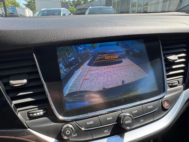Opel ASTRA 1.4 INNOVATION / Camera / PDC / Apple Carplay / PArkeerhulp / Trekhaak / Cruise control / Boekjes en historie aanwezig.