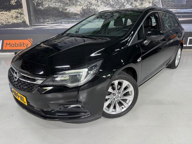 Opel ASTRA 1.4 INNOVATION / Camera / PDC / Apple Carplay / PArkeerhulp / Trekhaak / Cruise control / Boekjes en historie aanwezig.