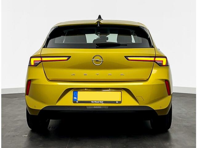 Opel ASTRA 1.2 Edition | LMV | PDC | Cruise control |