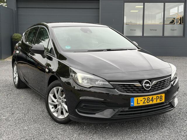 Opel ASTRA 1.2 Business Elegance 2e Eigenaar l Navi l Camera l Carplay l Keyless l Trekhaak l 110pk l Pdc V+A l Halfleder l 6 Bak l N.A.P l | Lm velgen l Rijstrooksensor l Apk tot 07-2027