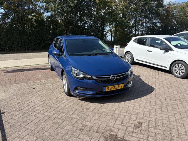 Opel ASTRA 1.4 Innovation CLIMA CAMERA NAVI