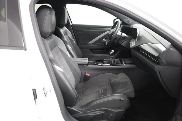 Opel ASTRA 1.2 GS Line | 360 Cam | LED Plus | Ambilight | Navi | Apple Car Play - RIJKLAAR + BOVAG GARANTIE