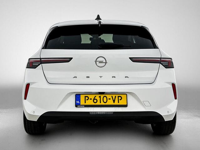 Opel ASTRA 1.2 Business Edition 130pk Automaat | 1ste Eigenaar | Apple Carplay/Android Auto | Adaptieve Cruise Control | Camera | Stoel-/Stuurverwarming | Climate Control | 16"LMV | LED |