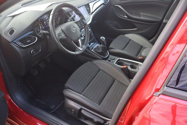 Opel ASTRA Sports Tourer 1.2 Elegance - NL Auto!! Dode Hoek I Camera I Adap Cruise
