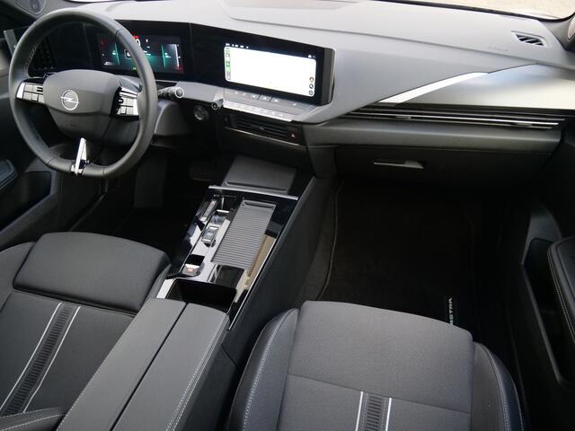 Opel ASTRA Sports Tourer 1.2 Turbo GS 130 Pk Automaat Camera / DAB / Apple Carplay / Winterpakket