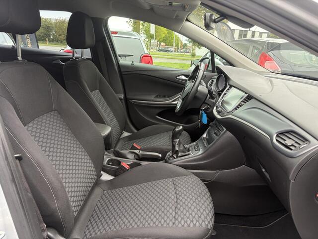 Opel ASTRA Sports Tourer 1.0 Online Edition ?2e Eigenaar?Carplay?Navi?Trekhaak?Net beurt gehad?Clima?Cruise?Pdc V+A?105pk?N.A.P?Lm velgen?Apk tot 10-2027