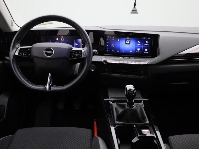 Opel ASTRA Sports Tourer 1.2 Edition Trekhaak | Navi | LMV | Cruise | PDC | voorstoelen in hoogte verstelbaar