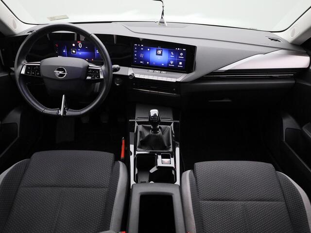 Opel ASTRA Sports Tourer 1.2 Edition Trekhaak | Navi | LMV | Cruise | PDC | voorstoelen in hoogte verstelbaar