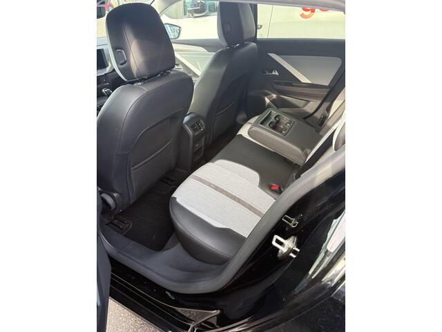 Opel ASTRA Sports Tourer 1.2 Business Elegance | 130pk | 36.000km! | Apple Carplay/Android Auto | Camera | Stuur+Stoelverwarming |