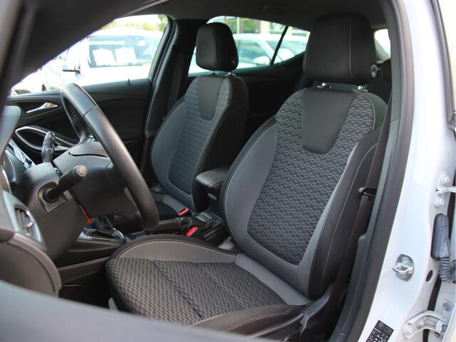 Opel ASTRA 1.2 Business Edition Camera, Carplay, FULL LED, Cruise, Climate Zomeractie!