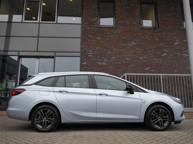 Opel ASTRA Sports Tourer 1.2 Edition 2020 130pk | Stoel en stuurverwarming | Trekhaak | Lichtmetalen velgen | Navigatie | 130PK | Airco