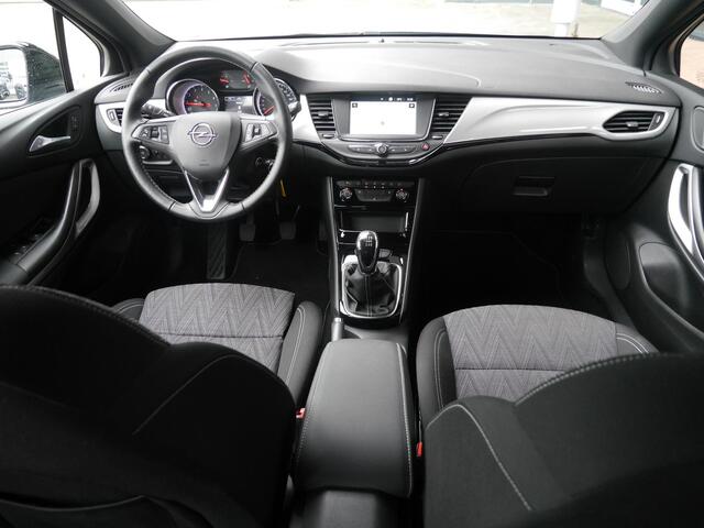 Opel ASTRA Sports Tourer 1.2 Edition 2020 130pk | Stoel en stuurverwarming | Trekhaak | Lichtmetalen velgen | Navigatie | 130PK | Airco
