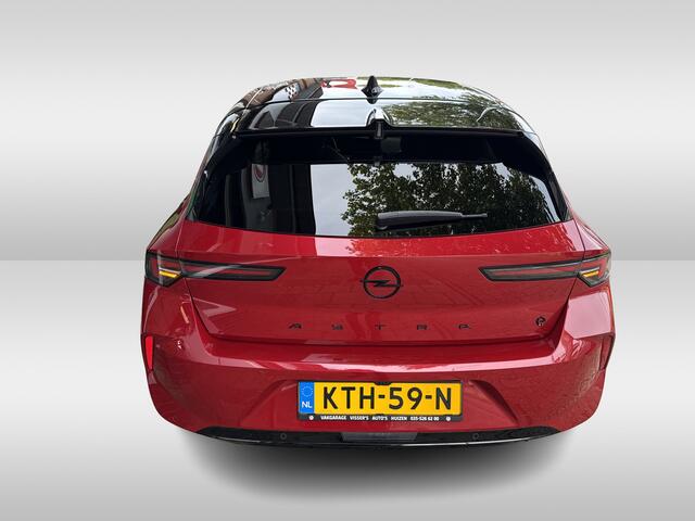 Opel ASTRA Electric 54 kWh GS | SOH 94.3% | stoelverwarming | stuurverwarming | schuifkanteldak | applecarplay/android auto |