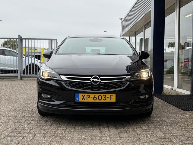Opel ASTRA 1.6 Turbo Business Executive / Automaat / 200 PK / NL-Auto / Schuif-Kanteldak / Vol-Leder / Elektr.-Stoelen met Geheugen en Massagefunctie / Stuur & Stoelverwarming / Stoelverkoeling / Adaptieve Cruise-Control / Afneembare-Trekhaak / Apple-Carplay & Android-Auto / Keyless / DAB Radio-Bluetooth / Navi / PDC met Camera / 18'' LMV / All-Season / ENZ.