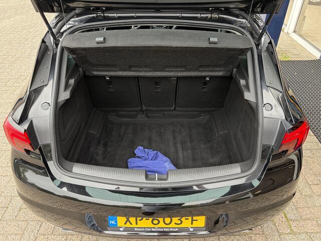 Opel ASTRA 1.6 Turbo Business Executive / Automaat / 200 PK / NL-Auto / Schuif-Kanteldak / Vol-Leder / Elektr.-Stoelen met Geheugen en Massagefunctie / Stuur & Stoelverwarming / Stoelverkoeling / Adaptieve Cruise-Control / Afneembare-Trekhaak / Apple-Carplay & Android-Auto / Keyless / DAB Radio-Bluetooth / Navi / PDC met Camera / 18'' LMV / All-Season / ENZ.