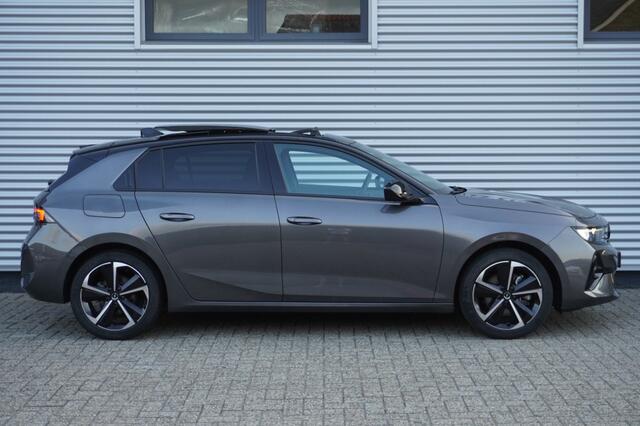 Opel ASTRA 1.2 Turbo Hybrid GS / Automaat / Pano / Stoel- stuurverwarming / Camera / Adaptieve cruise