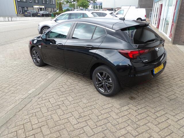 Opel ASTRA 1.0 Turbo 120 Jaar Edition