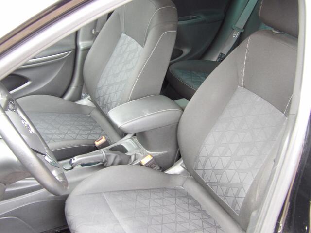 Opel ASTRA 1.0 Turbo 120 Jaar Edition