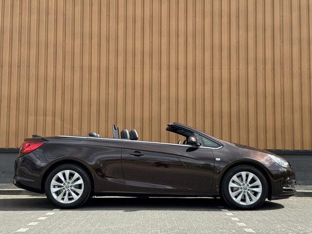 Opel CASCADA 1.6 Turbo Innovation | 170 PK! | Automaat | Stoelverwarming | Parkeersensoren | Navigatie | Cruise Control | 18" Lichtmetaal |