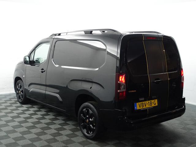 Opel COMBO 1.5D L2 Sport Edition- 3 Pers, Sport Leder, Stuurverwarming, Camera, Park Assist, Grijs Kenteken