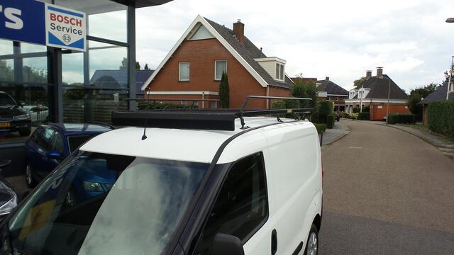 Opel COMBO 1.3 CDTi L1H1 Edition TREKHAAK/AIRCO
