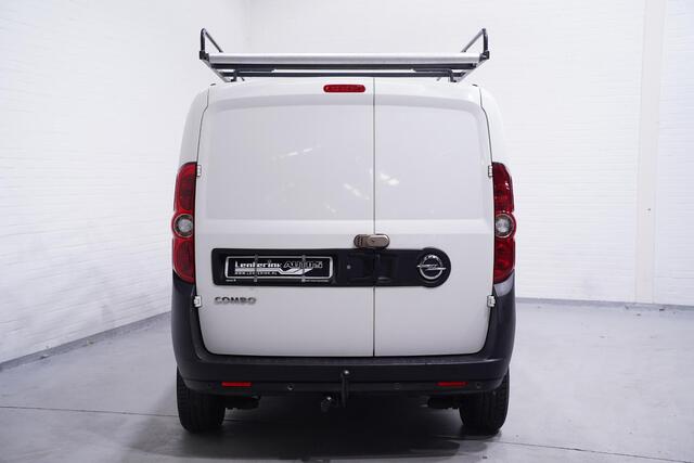 Opel COMBO 1.6 CDTi 105 pk L2H1 Edition va 169,- p/mnd Airco, Cruise Control, Trekhaak, Imperiaal, NAP, 2-Zits