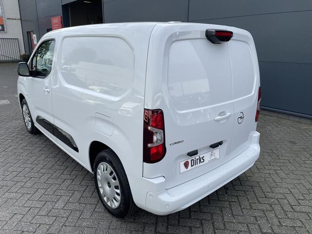 Opel COMBO 100pk L1 (Camera - Navigatie - Digitaal dashboard - Automatische Airco - Houten vloer - Keyless Entry - LED - Parkeersensoren V+A)
