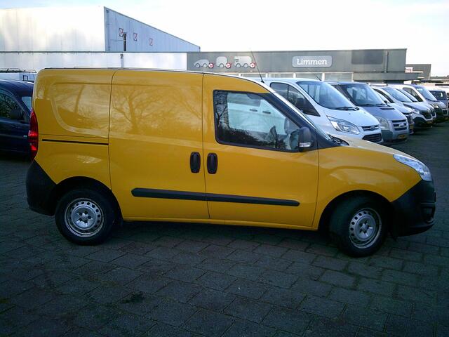 Opel COMBO 1.3 CDTi L1H1 Sport VOORZIEN VAN AIRCO+CRUISE+TREKHAAK! EURO 6 !