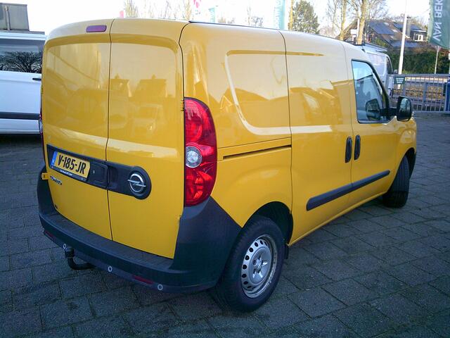 Opel COMBO 1.3 CDTi L1H1 Sport VOORZIEN VAN AIRCO+CRUISE+TREKHAAK! EURO 6 !