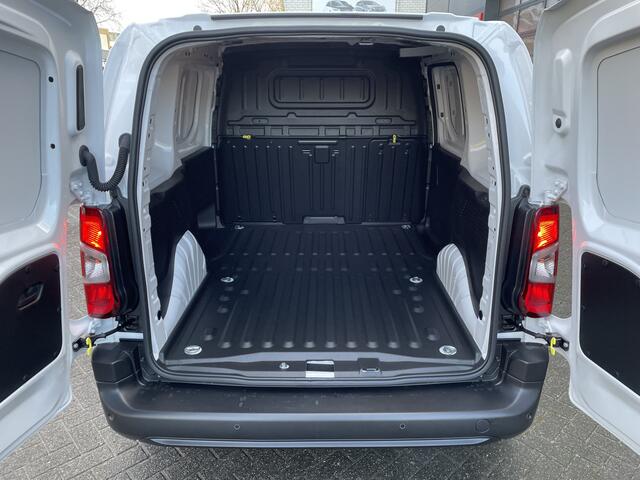 Opel COMBO 110pk L1 (Camera- Navigatie via APP - Parkeersensoren - Lichtmetalen velgen - Airco - Cruise Controle)Meerdere op voorraad